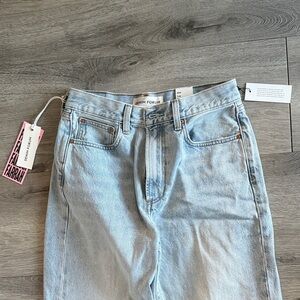 Denim Forum Light Wash Women’s Relaxed Jeans